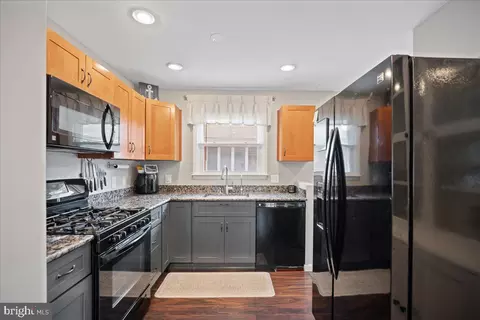 214 Dale Rd, Pasadena, MD 21122 photo 22
