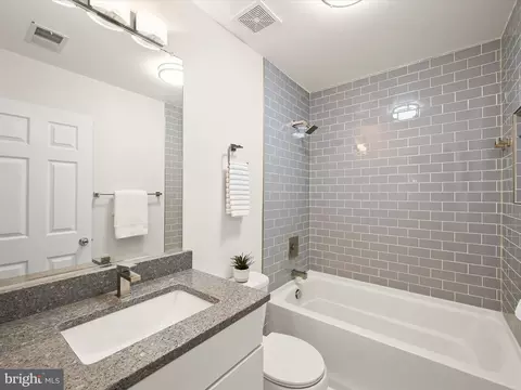 8058 Pennington Dr, Laurel, MD 20724 photo 21