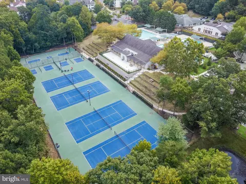 8058 Pennington Dr, Laurel, MD 20724 photo 35