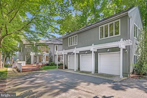 471 Maple Rd, Severna Park, MD 21146