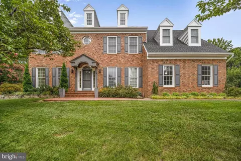 132 Seabiscuit Pl, Edgewater, MD 21037