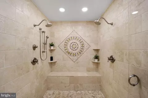 Bath - 132 Seabiscuit Pl, Edgewater, MD 21037 photo 7 of 10