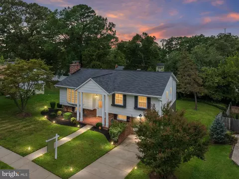 516 Gladhill Rd, Odenton, MD 21113