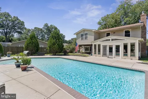 1711 Elkridge Ct, Crofton, MD 21114