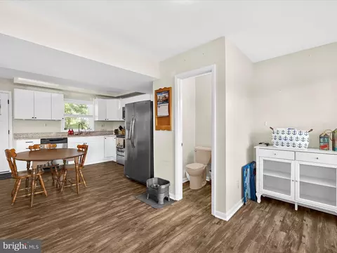Entry Way - 593 Riverside Dr, Pasadena, MD 21122 photo 1 of 1