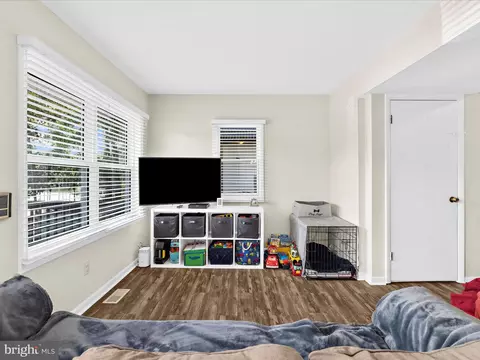 Living - 593 Riverside Dr, Pasadena, MD 21122 photo 1 of 2