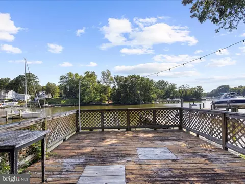 Exterior - 593 Riverside Dr, Pasadena, MD 21122 photo 8 of 11