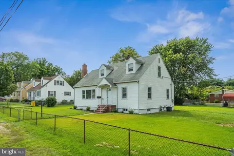 234 Kenwood Rd, Pasadena, MD 21122