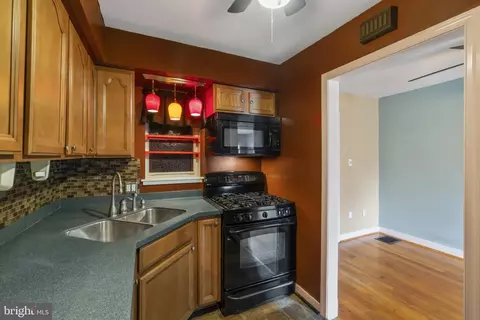 Kitchen - 5307 Patrick Henry Dr, Baltimore, MD 21225 photo 1 of 2