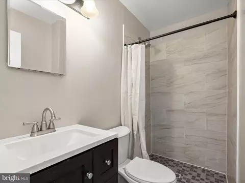 Bath - 1649 Forest Hill Ct, Crofton, MD 21114 photo 1 of 1
