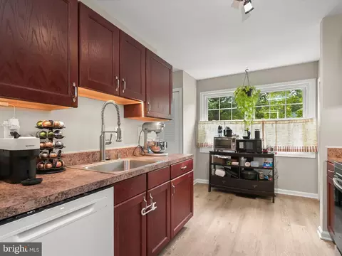 Kitchen - 1649 Forest Hill Ct, Crofton, MD 21114 photo 3 of 3