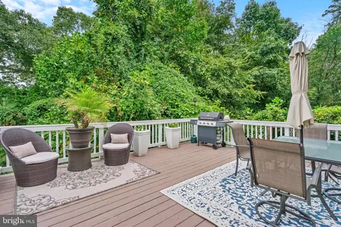 Exterior - 1249 Birchcrest Ct, Arnold, MD 21012 photo 2 of 8