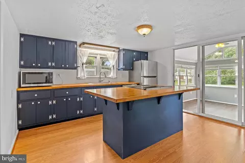 Kitchen - 639 Deale Rd, Deale, MD 20751 photo 1 of 6