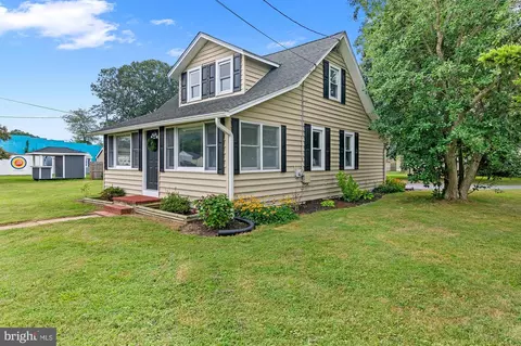 639 Deale Rd, Deale, MD 20751