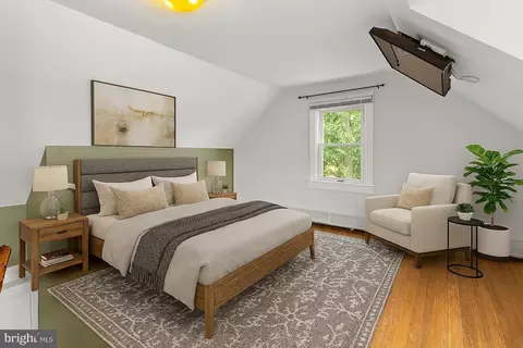 Bedroom - 639 Deale Rd, Deale, MD 20751 photo 2 of 2