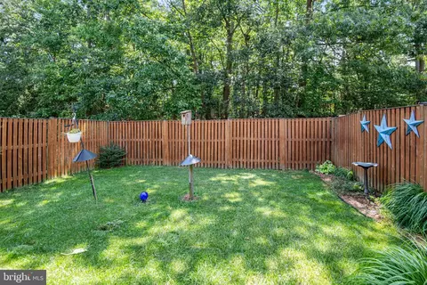 Exterior - 709 Pine Drift Dr, Odenton, MD 21113 photo 4 of 7