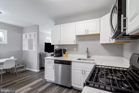 Kitchen - 774 223rd St, Pasadena, MD 21122 photo 1 of 1