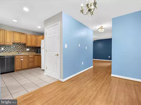 89 Creekview Ct, Pasadena, MD 21122 photo 6