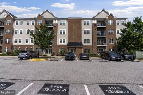 1622 Hardwick Ct #201, Hanover, MD 21076
