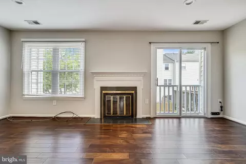 2241 Aberdeen Dr, Crofton, MD 21114 photo 9