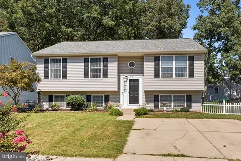 404 Lily Brook Ct, Pasadena, MD 21122