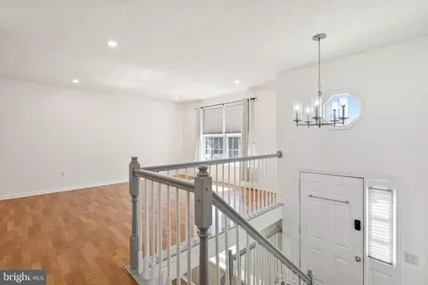 404 Lily Brook Ct, Pasadena, MD 21122 photo 3
