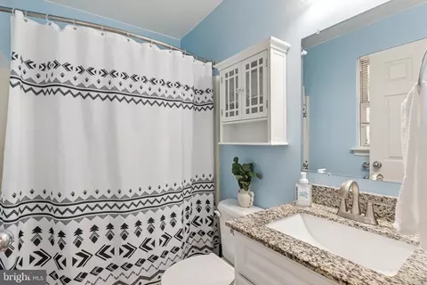 404 Lily Brook Ct, Pasadena, MD 21122 photo 15