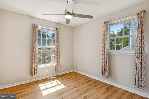 404 Lily Brook Ct, Pasadena, MD 21122 photo 16