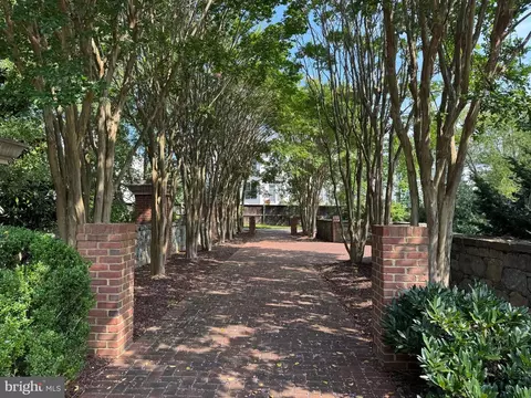 Exterior - 702 Pearson Point Pl, Annapolis, MD 21401 photo 13 of 13