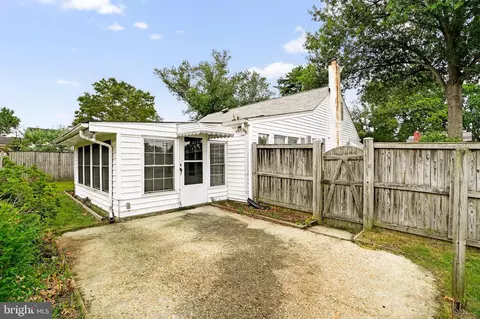 Exterior - 2921 Main St, Edgewater, MD 21037 photo 9 of 9