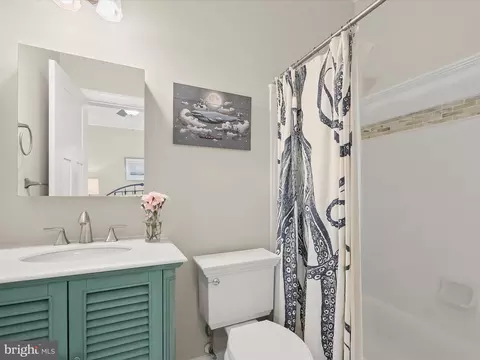 Bath - 235 Bay Front Dr, Pasadena, MD 21122 photo 3 of 7