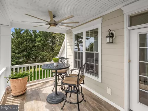 Exterior - 235 Bay Front Dr, Pasadena, MD 21122 photo 15 of 17