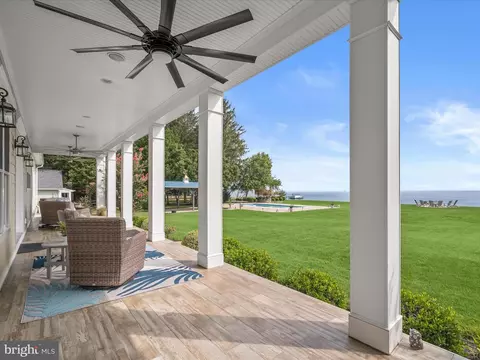 Exterior - 235 Bay Front Dr, Pasadena, MD 21122 photo 12 of 17