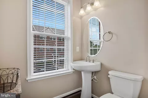 1102 Bayberry Ln, Hanover, MD 21076 photo 9