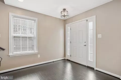 1102 Bayberry Ln, Hanover, MD 21076 photo 4