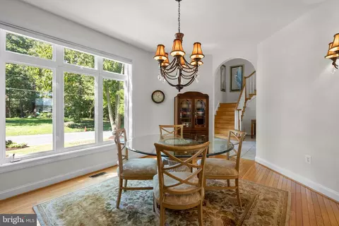 Dining - 921 Lake Dr, Arnold, MD 21012 photo 1 of 3