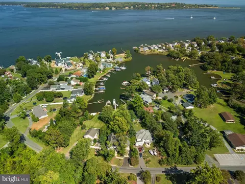 View/Area - 921 Lake Dr, Arnold, MD 21012 photo 2 of 5