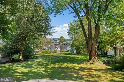 Exterior - 921 Lake Dr, Arnold, MD 21012 photo 7 of 7