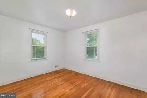 Bedroom - 303 5th, Baltimore, MD 21225 photo 4 of 6