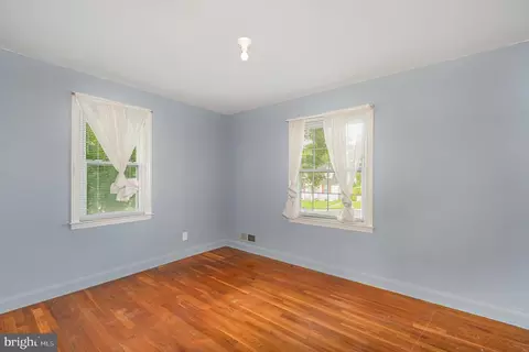 Bedroom - 303 5th, Baltimore, MD 21225 photo 5 of 6