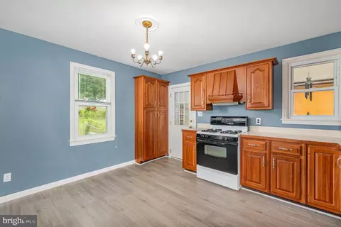 Entry Way - 303 5th, Baltimore, MD 21225 photo 1 of 1