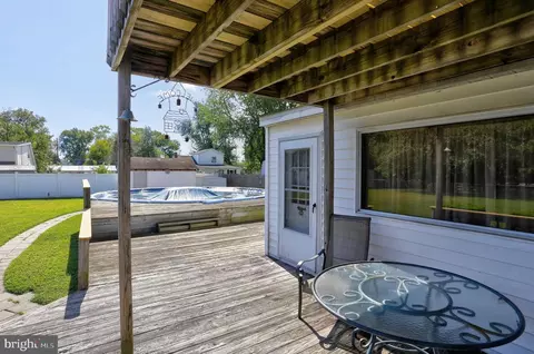 7821 Bodkin View Dr, Pasadena, MD 21122 photo 21