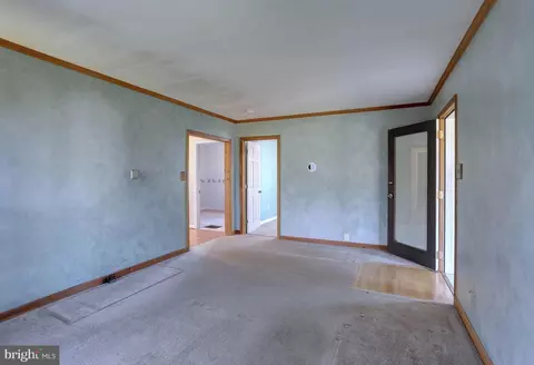 7821 Bodkin View Dr, Pasadena, MD 21122 photo 7