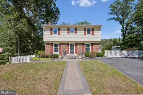 4 Belhaven Ct, Severna Park, MD 21146