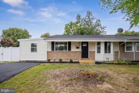 8582 Main Ave, Pasadena, MD 21122