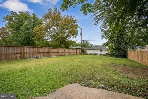 Exterior - 8582 Main Ave, Pasadena, MD 21122 photo 6 of 7
