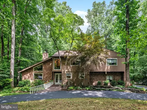 966 Coachway, Annapolis, MD 21401