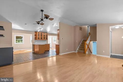 Living - 7871 Chestnut Leaf Rd, Severn, MD 21144 photo 3 of 3