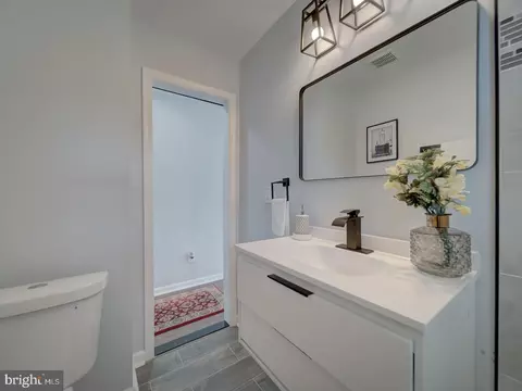 Bath - 5463 Sands Rd, Lothian, MD 20711 photo 2 of 4