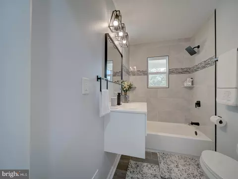 Bath - 5463 Sands Rd, Lothian, MD 20711 photo 1 of 4